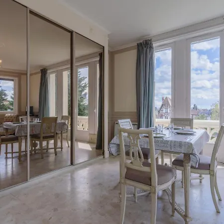 Apartment Marie Antoinette-1 By Interhome-3
